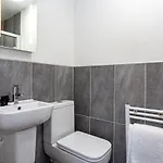 Dreamhouse Manchester West Apartment *