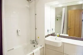 Hotel Premier Airport Runger Lane South