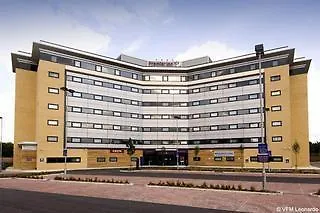 Premier Airport Runger Lane South Отель