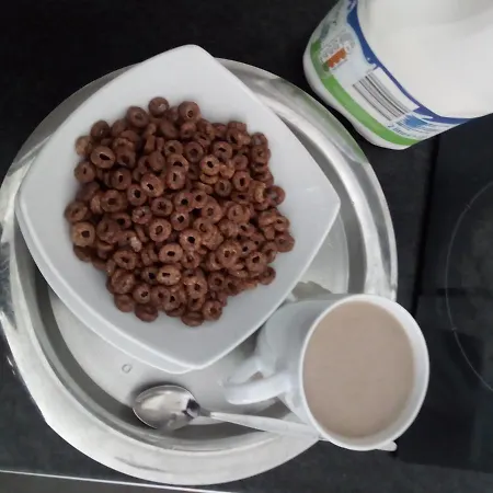 Alojamento de Acomodação e Pequeno-almoço 51 Cherry Avenue *