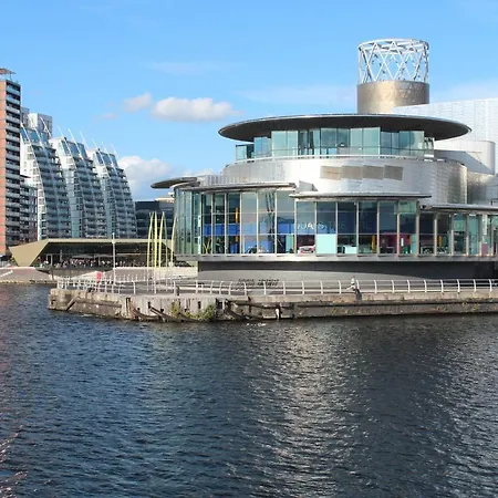 Esquire Media Апартаменты