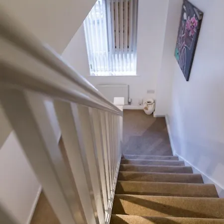 דירה Alban Townhouse מנצ'סטר