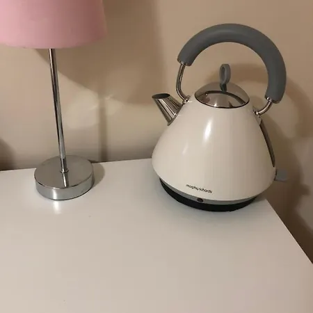 Big Rusholme With Tv And Private Bathroom-parking&wifi Couette-café