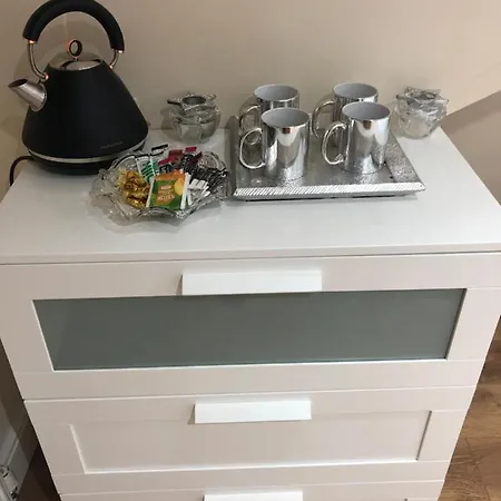 Big Rusholme With Tv And Private Bathroom-parking&wifi