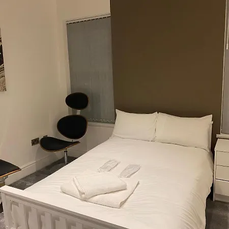 Апартаменты Lux City Serviced