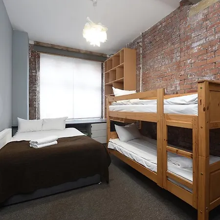 Mason Street Sleeps 16 *
