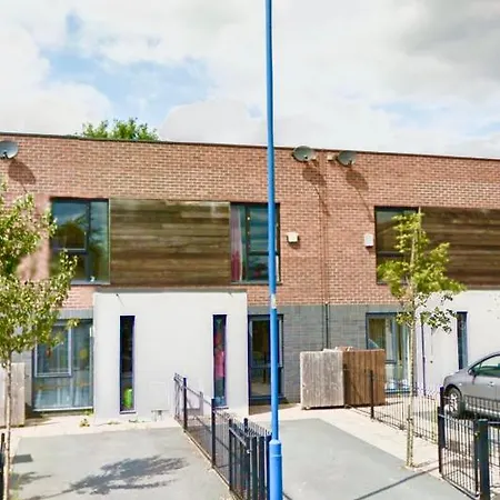 Apartmán Spacious 5 Bed Townhouse Manchester, Salford Qauys - Two Bedroom With Parking *