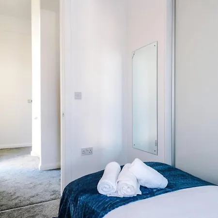 3 Bedroom House Hosted By Mcr Dens 아파트 맨체스터