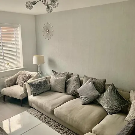 Apartman Kay's Place - Modern 3 Bed