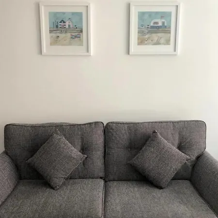 Fantastic 2 Bedroom In