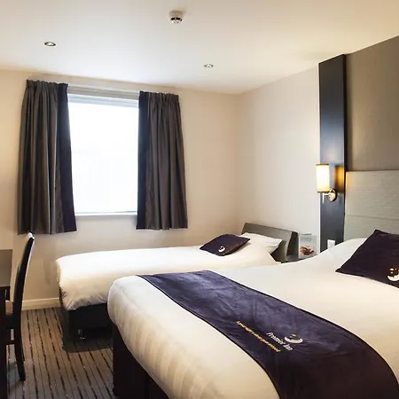 Premier Manchester - Swinton Hotel 3*