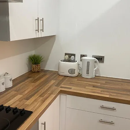 1 Bedroom Lovely In Salford Quays Free Street Parking Subject To Availability 아파트