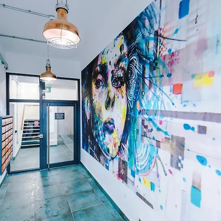 The Popworks 2 Bedroom - Mcr Dens Манчестер