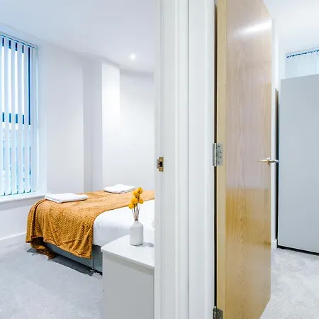 The Popworks 2 Bedroom - Mcr Dens Апартаменты *