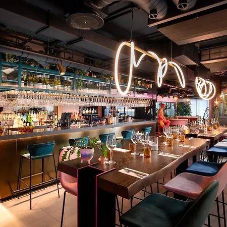 Yotel Deansgate 4* מנצ'סטר