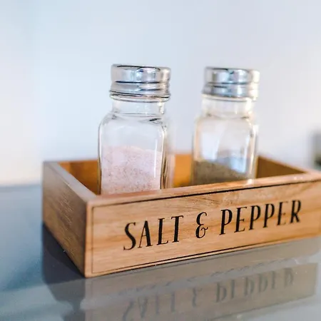 Coop Live Arena & Etihad Stadium 4bedroom Townhouse With Free Parking 別荘 *