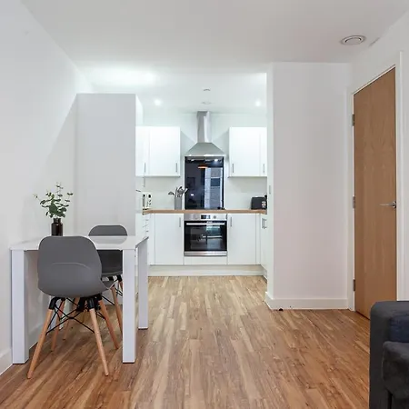 A Modern And Trendy 1 Bed Apartment In Media City Lägenhet Manchester