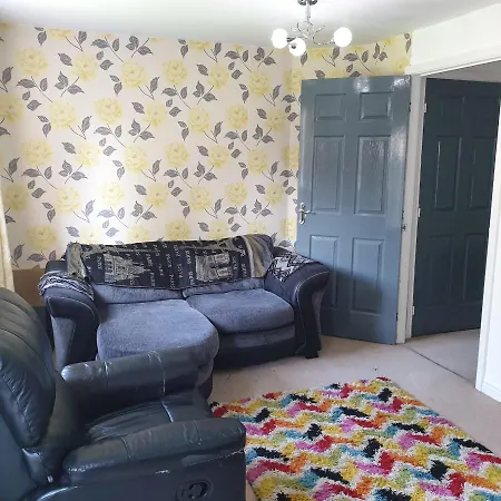 Queens Rooms, A Perfect Stay, Next To Shopping Parks And Central