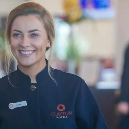 Hotel Clayton Centre 4*