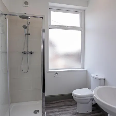 Townhouse No 6 3* 맨체스터