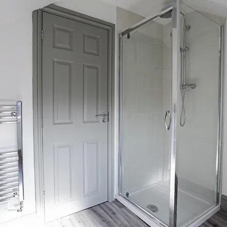 Townhouse No 6 3* 맨체스터