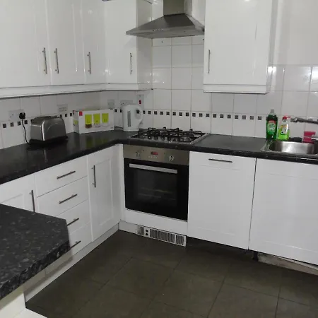 Nocleg ze śniadaniem Manchester City Stay *