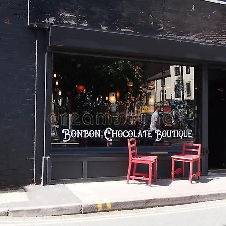 Lewis 1 Northern Quarter Sleeps Upto 4