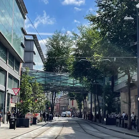 Cosy Centre Location, Hydro Massage Showe