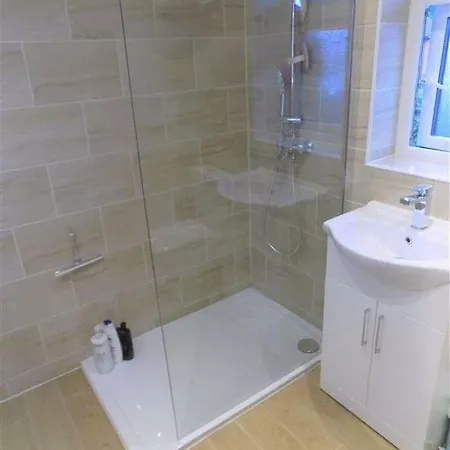 Lägenhet Brigstock Holidays House