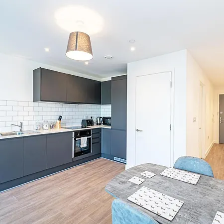 Insignia By Guestz Manchester