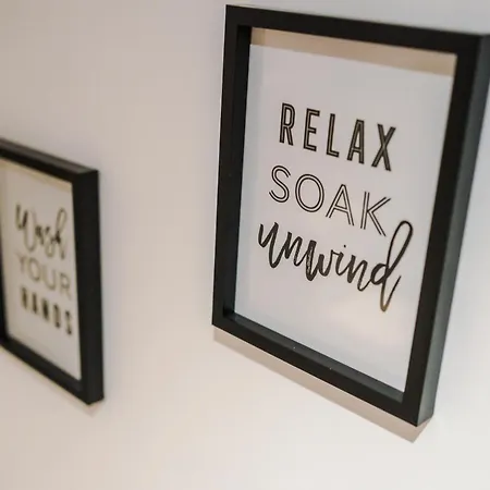 Rest & Recharge At The Station Apartment