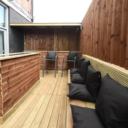 Daire Slps 14 Hot Tub, Bar & Outdoor Terrace *