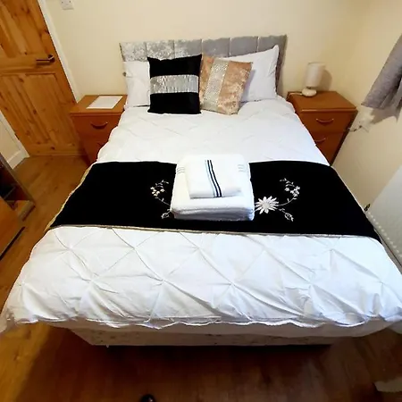 Lägenhet Brigstock Holidays House Manchester