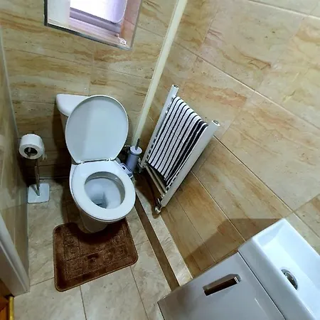 Brigstock Holidays House * מנצ'סטר