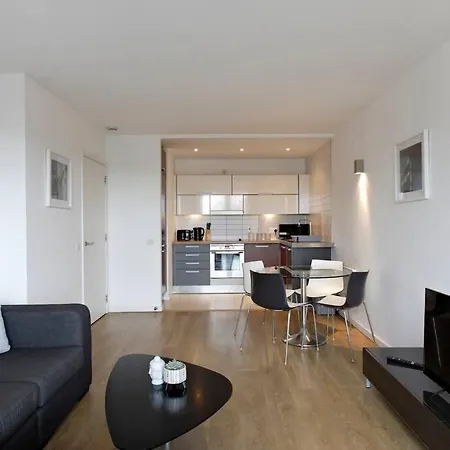 Luxury 1 Bedroom Apartment In Central Manchester- Skyline II
