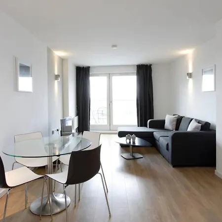 Luxury 1 Bedroom Apartment In Central Manchester- Skyline II Manchester