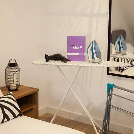 Modern New York Style Duplex In By Pillo 아파트 *