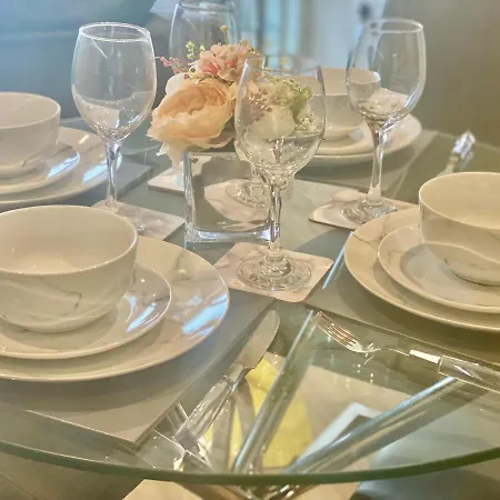 Oxid House Hotel