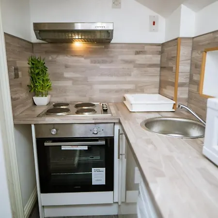 City-centre With Dedicated Workspace, Sleeps 4 Apartament Manchester