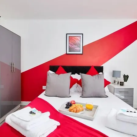 Perfect City-break With Free Private Parking By Hass Haus