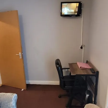 Chan's Springfield 3* Manchester