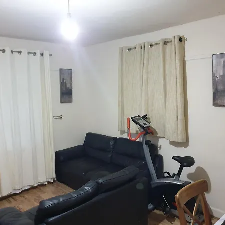 Splendid 4bedrooms Shared Manchester