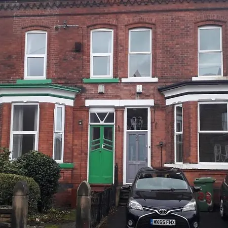 Tramnear House *