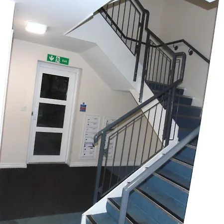 Larch Gardens 2 Bedroom Flat