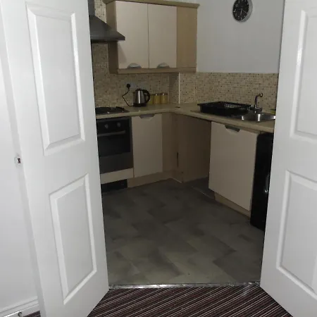 Larch Gardens 2 Bedroom Flat Mánchester