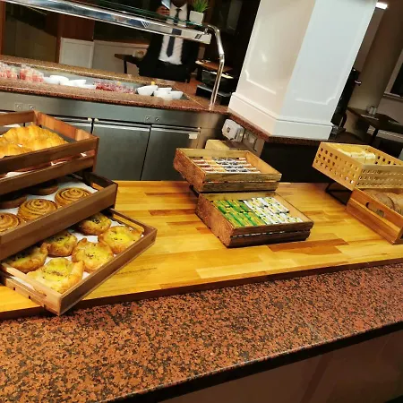 Copthorne 4*