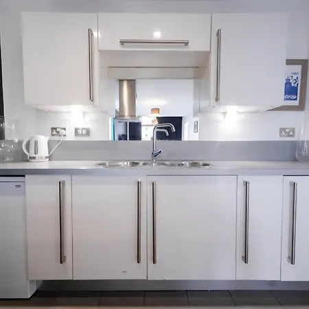 City Centre Modern 3bed 2bath Penthouse Northern Quarter, Sleeps 10 Apartment