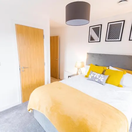 Apartament 2 Bed Sleeps 4 With Free Parking