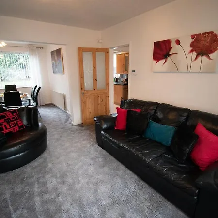 Ideal Lodgings In Whitefield בית נופש מנצ'סטר