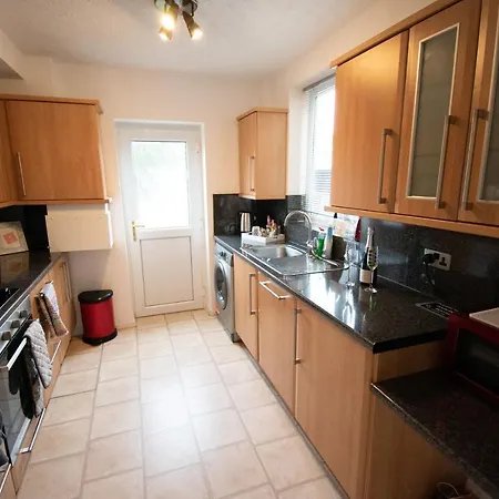 Ideal Lodgings In Whitefield בית נופש *